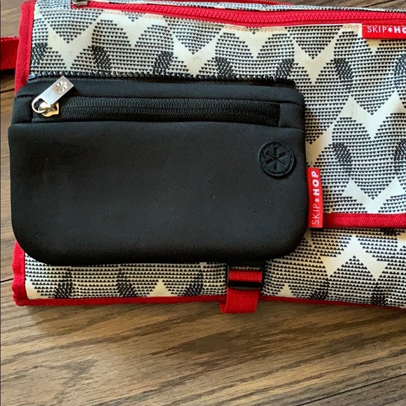 Skip Hop “Pronto” wristlet - Picture 6 of 6